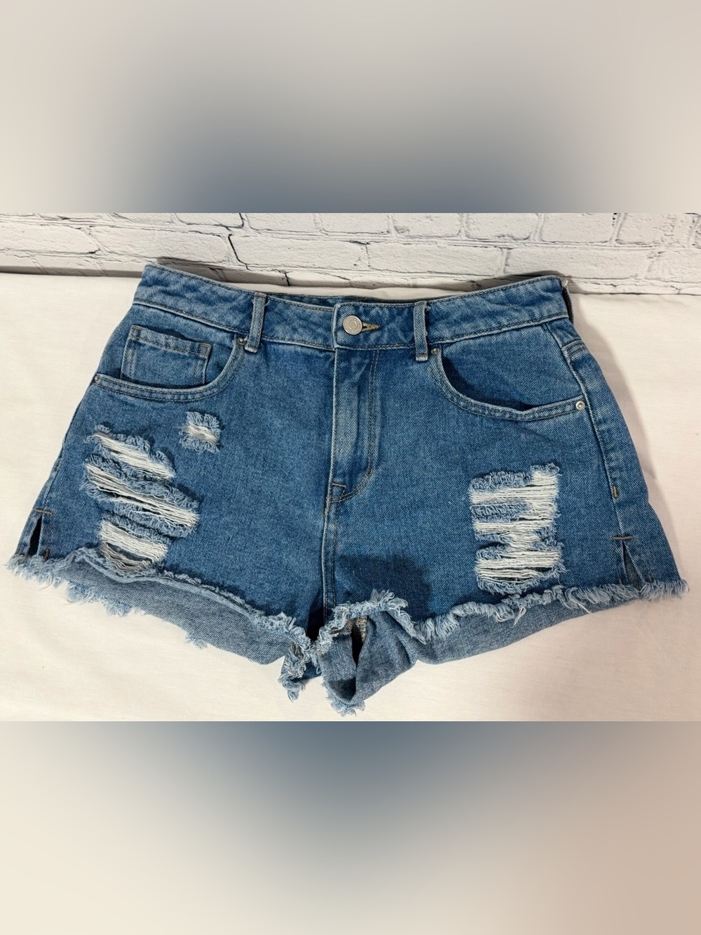 PacSun Women's High-Rise Distressed Denim Shorts - Blue